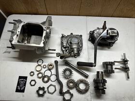 19812082 Harley-davidson Rotary Top Transmission Std Case Cowpie Assembly Fx Fl 79-86