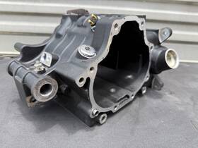 34746-06a Harley-davidson 06-17 Dyna Wide Glide And Street Bob Black Transmission Housing Case Sb1