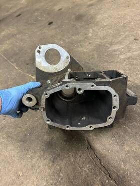 34747-95 Harley-davidson Evo Dyna Super Glide Wide And Low Rider Transmission Housing