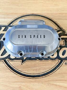 37129-06 Harley-davidson Used 6-speed Stock Silver Aluminum Transmission Side Cover