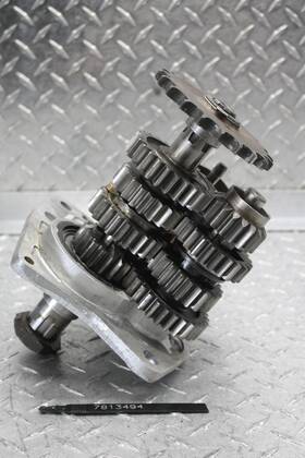 Harley-davidson 7813494 1973 Harley-davidson Sportster 1000 Xlch Engine Motor Transmission Tranny Gears