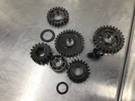 13615-ka4-770 Honda 1985 Cr250r Engine Gears Not Tranny Cluster