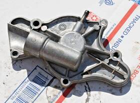 Pc02e-2106852 Honda 19221-415-000 1981-82 Gl500 Silverwing Oem Water Pump Cover /vin#pc02e-2106852