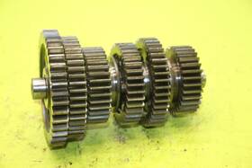 Honda 23220-431-000 1975-1979 Gl1000 Goldwing Transmission Counter Shaft Gear Bearing Holder