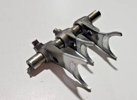 24211-kf0-010 Honda Gear Shift Forks 1983-1985 Xl350 Xr350 R 83 84 85