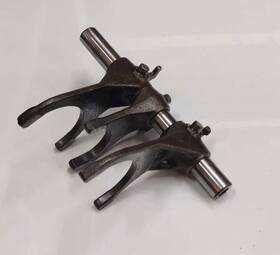 24212-mm5-000 Honda 24231-mm5-640 1987-1988 Hurricane Cbr 1000 Gear Shift Gearshift Forks Oem