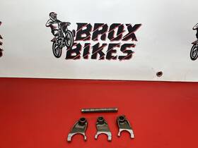 24241-149-000 Honda 1990 Xr100 Xr100r Xr 100 100r Shift Shifter Fork Forks