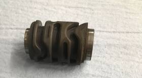 24301-gc4-730 Honda Cr60 Gear Shift Drum Fits 1984 Used Oe Item P/n 24301-gc4-730 Honda Cr60 Gear Shift Drum Fits 1984 Used Oe Item P/n