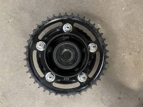 41201-mky-e00 Honda Cb650r Cb 650 650r 24 25 2024 2025 Oem Rear Sprocket Cush Drive Carrier 42