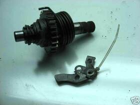 Kawasaki 13066-027 73 74 75 F-11 250 Kicker Shaft And Gear Kick Starter 1973 1974 1975 F11