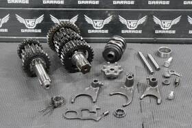 Kawasaki 13127-1132 1986 Kdx200 Oem Transmission Tranny Gearbox Shift Forks Drum Gears