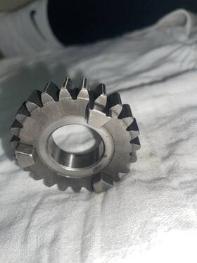 13133-036 Kawasaki 13133-021 1972 F6 125 3rd Gear Output/ 24 T