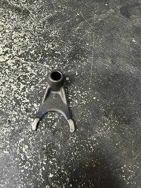 Kawasaki 13140-1141 86-00 2nd/3rd Shift Fork Assembly # Kx80