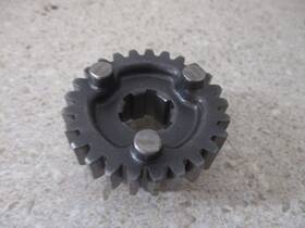 13262-0667 Kawasaki Klx 110 Transmission Gear Output Top 25t Fits All M226