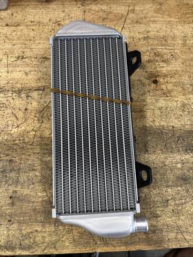 Ktm A46035007000 New Oem Gasgas Husqvarna Left Side Radiator 250 300 350 450 500