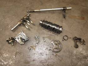 Shift 4br-18540-03-00 1993 Yamaha Xj600 Seca 2 Gear Drum Forks Shaft Assembly