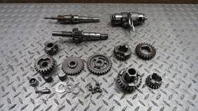 2413128001 Suzuki 2412028003 Engine Transmission Tranny Assembly Gears