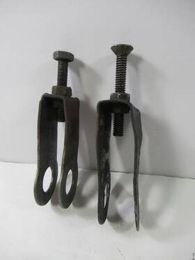 Triumph 37-3742 Drive Chain Adjusters Set 2 Bsa T120 T140 Adjuster Rear - Used