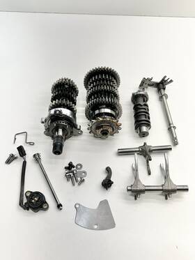 Triumph T1185522 2025 Daytona 660 Oem Input Output Gearbox Transmission Gears Forks Drum