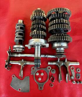 Triumph T1190077 11 2009-2012 Daytona 675 Engine Transmission Gears Drum Forks 14k Miles