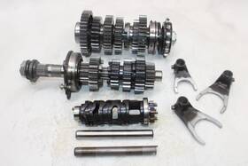 Yamaha 1rc-17131-00-00 14-17 Fz09 Oem Engine Motor Transmission Tranny Gears
