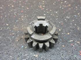 2vm-17131-00-00 Yamaha 1993 Yz250 3rd Pinion Transmission Gear 16 Tooth 2vm-17131-00-00 Yamaha 1993 Yz250 3rd Pinion Transmission Gear 16 Tooth