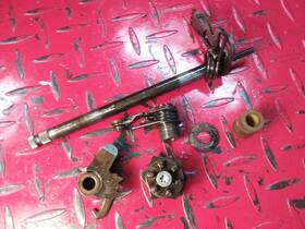30x-18101-01-00 Yamaha 1986 Tt350 Tt350s Shift Shaft Arm Star Springs Bushing Follower Etc