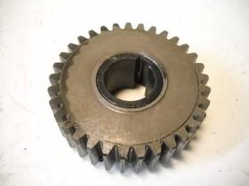 Yamaha 3l5-16111-00-00 1980 Qt50 Gear Primary Drive 33t