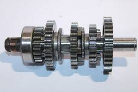5hh-e7402-30-00 Yamaha 2015 Ttr125le Oem Transmission Countershaft With Gears Slight Damage