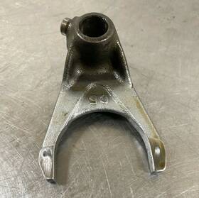 5jw-18512-00-00 Yamaha 03 04 05 Fjr1300 2003 2004 2005 Fjr 1300 Transmission Gear Shift Fork #2