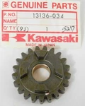 Nos 1971-1980 Genuine Kawasaki MT1 Top Drive Gear 21T Oem 13136-034. Fixed Price $36.49.