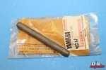 Yamaha XT225 TW200 Shift Fork Guide Bar Genuine Oem 3Y1-18535-00. Fixed Price $9.95.