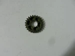 Honda SL70K1 CL70 New Oem Mainshaft Top Gear 24T 23471-065-010. Fixed Price $29.95.