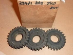 Honda CR500 1984 Nos Oem 5TH Gear 23481-KA5-740. Fixed Price $149.00.