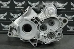 1999 99-02 Honda CR125R Oem Right Engine Motor Cases Block. Fixed Price $399.99.