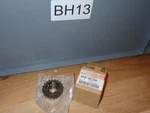 Honda CR250 1986-2001 Nos Oem Ctrsh. 5TH Gear 20T 23491-KS7-000 (23491-KZ3-000). Fixed Price $194.50.