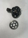 2005 04-09 Honda CRF250R Oem Kick Starter Shaft Spindle Gear. Fixed Price $69.99.